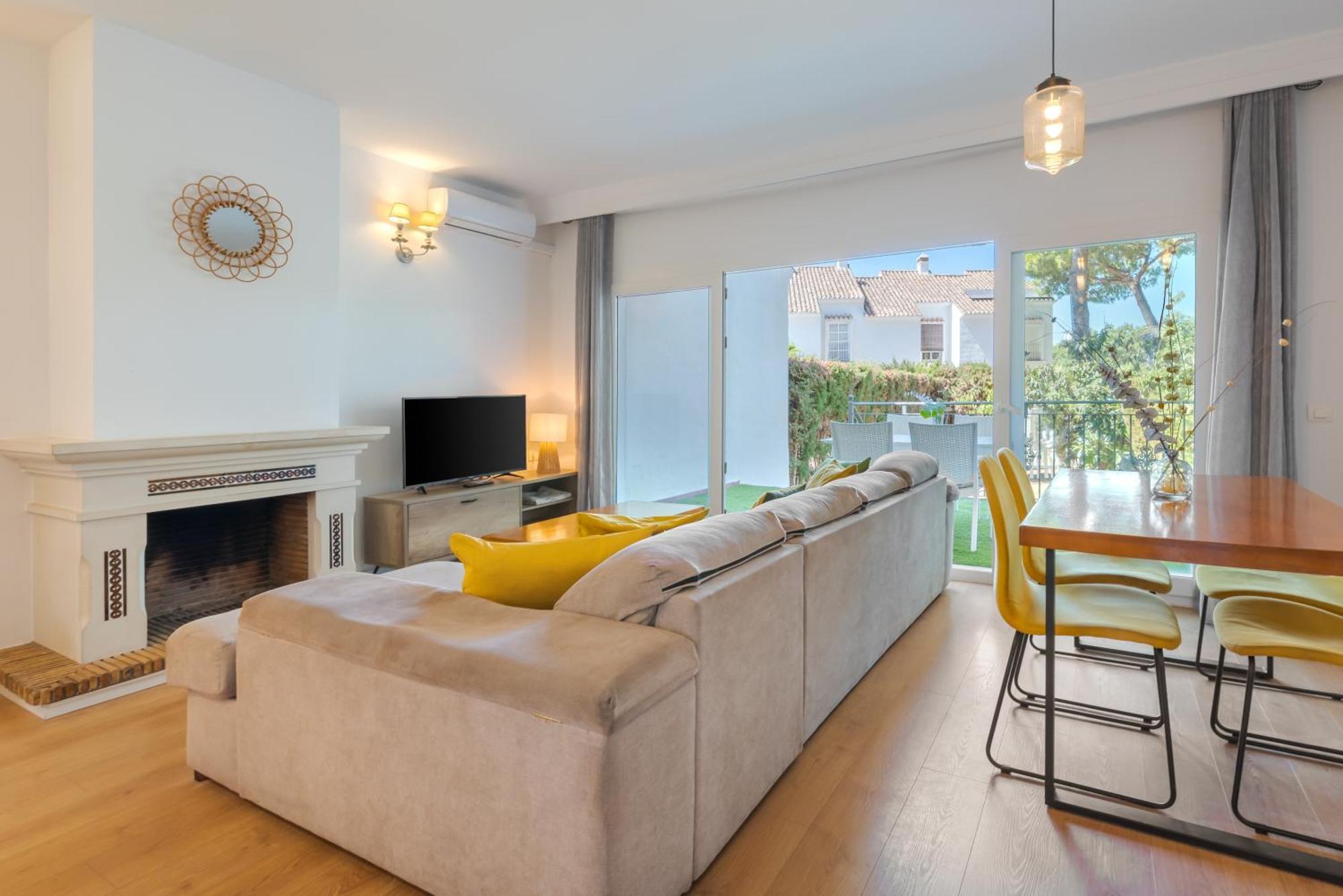 Wintowinrentals Townhouse, Pool & Beach מארבלה מראה חיצוני תמונה